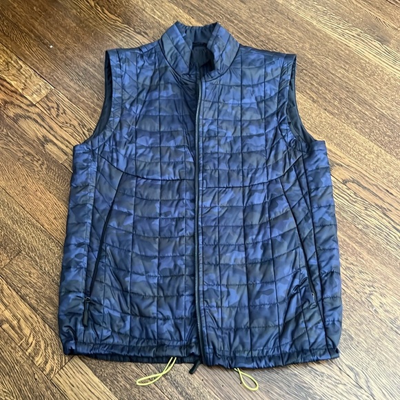 Allen Edmonds Other - Allen Edmonds Men’s Lightweight Quilted Insulated Vest